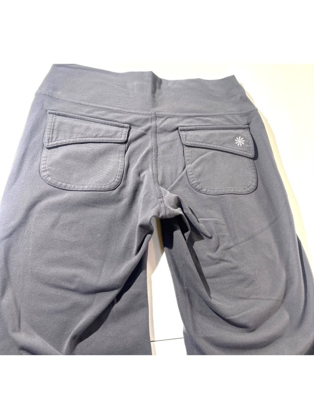 Athleta Gray Wide-Leg Yoga Pants With Back Pockets Size S - Picture 4 of 10